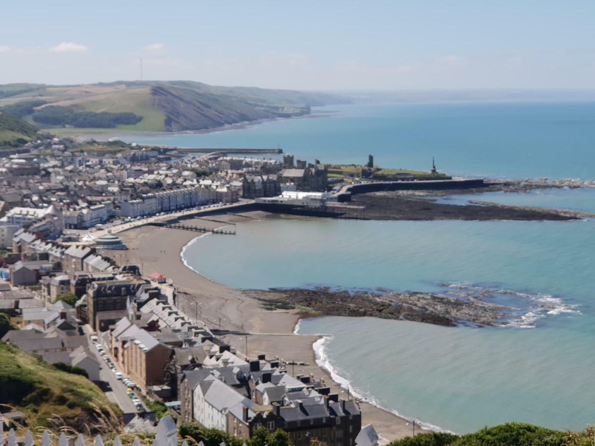 Parc Y Bryn Luxury Penthouse Apartment Aberystwyth Esterno foto